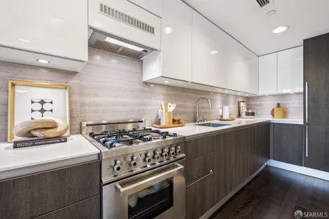 $690,000 | 8 Buchanan Street, Unit 803, San Francisco, CA 94102