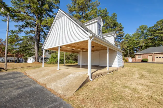 $549,000 | 380 West Morningside Circle, Savannah, TN 38372