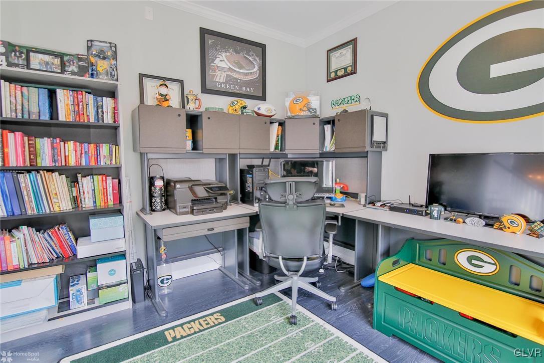 5445 Riverview Road Slatington, PA 18080 - Photo 9 of 48 First Floor Office