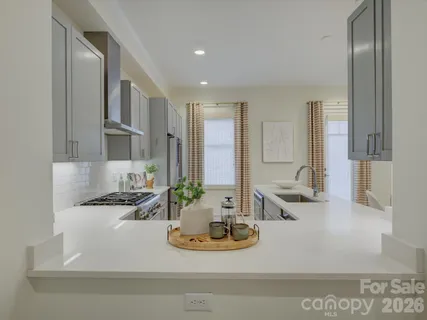 $1,199,000 | 335 East Tremont Avenue, Charlotte, NC 28203