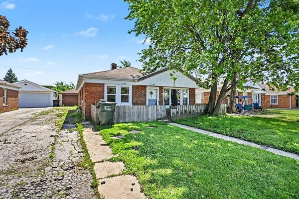 $174,900 | 11559 Kedzie Avenue, Alsip, IL 60803