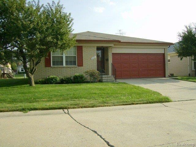 15186 Raphael Terrace Warren, MI 48088 - Photo 1 of 20 FRONT VIEW