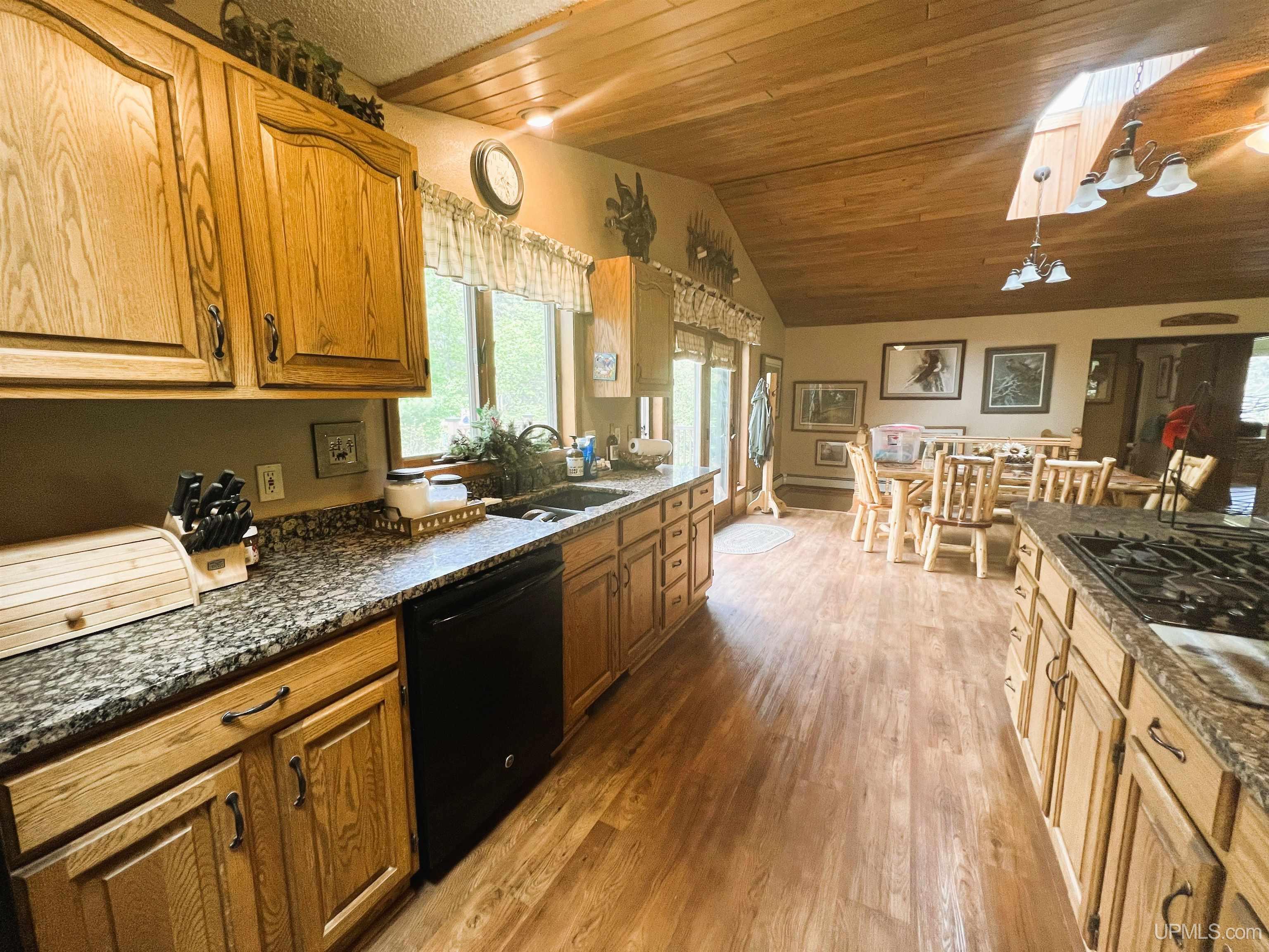 N1192 Ball Road Vulcan, MI 49892 - Photo 6 of 34