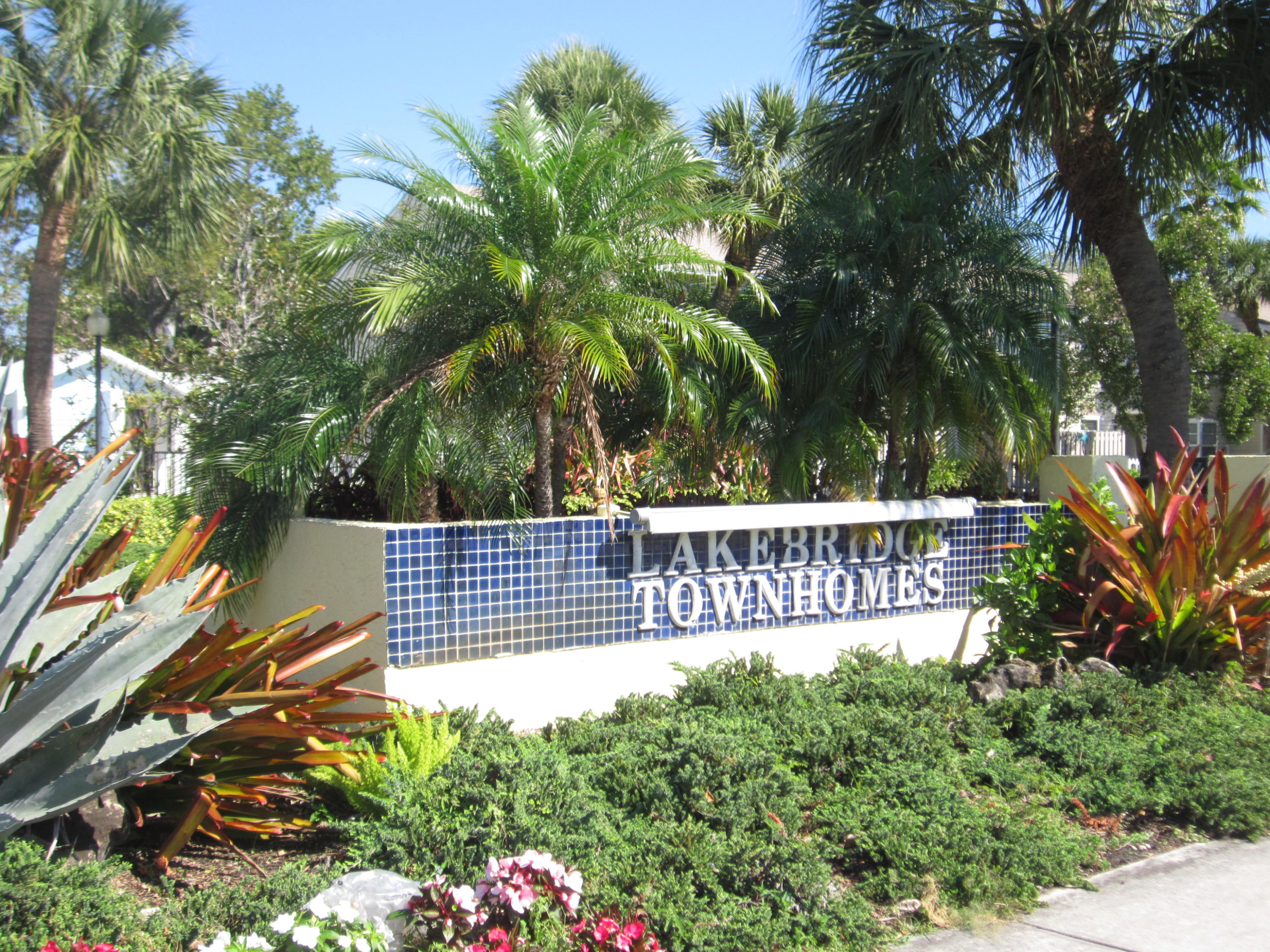 69 Southwest 3rd Street Pompano Beach, FL 33060 - Photo 2 of 21 108