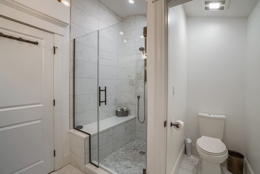 12 South Mason Street, Unit 3 Salem, MA 01970 - Photo 16 of 35 a bathroom with a shower and toilet