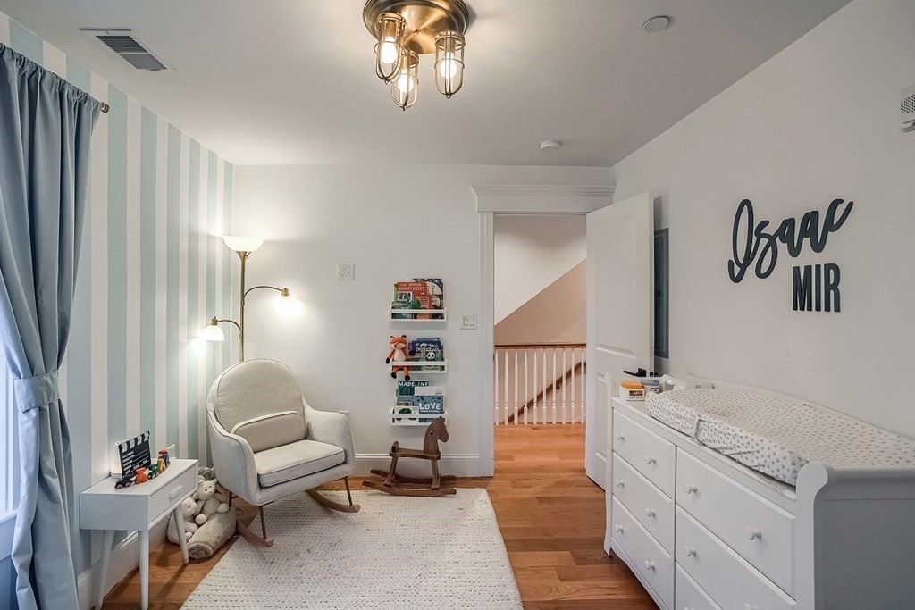 12 South Mason Street, Unit 3 Salem, MA 01970 - Photo 23 of 35 a living room with furniture