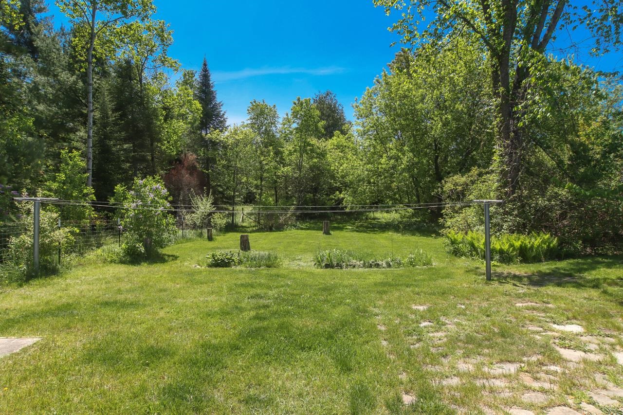 8981 Platte Road Beulah, MI 49617 - Photo 9 of 53 1911566-8.JPG