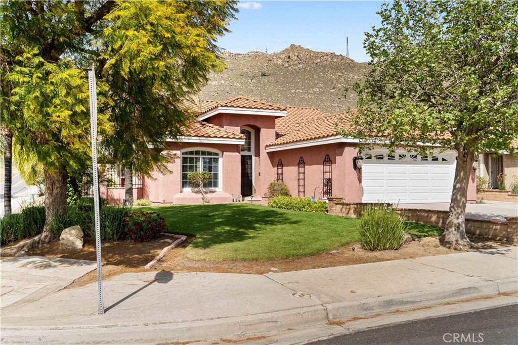 11500 Wordsworth Road Moreno Valley, CA 92557 - Photo 4 of 39