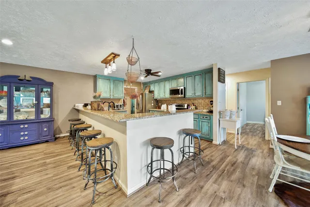 $725,000 | 757 Big Woods Road, New Waverly, TX 77358