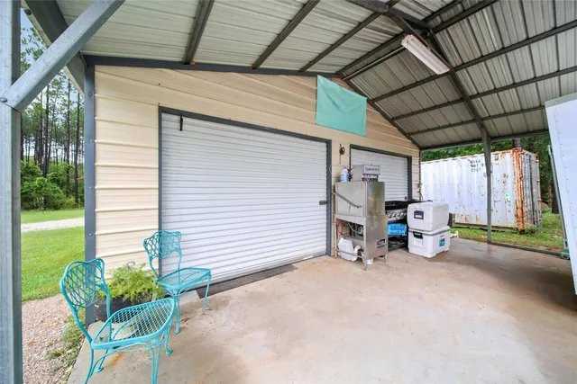 $725,000 | 757 Big Woods Road, New Waverly, TX 77358