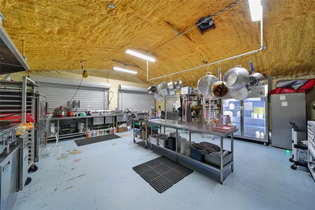 $725,000 | 757 Big Woods Road, New Waverly, TX 77358