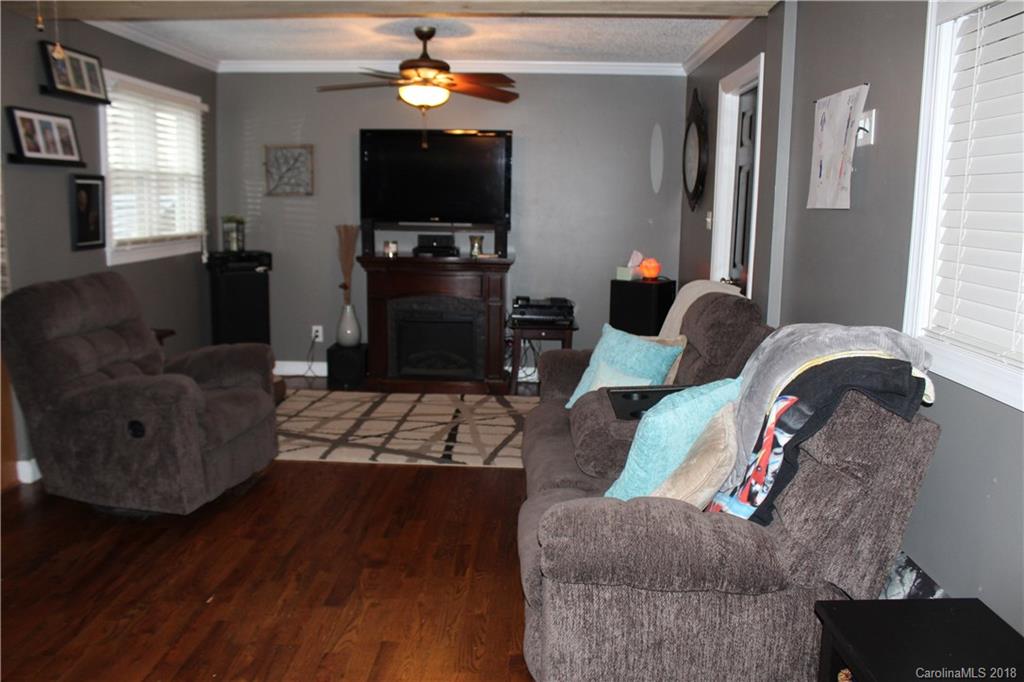 255 Mauney Farm Road Cherryville, NC 28021 - Photo 3 of 22 Gallery Image 3