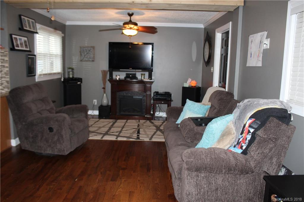 255 Mauney Farm Road Cherryville, NC 28021 - Photo 4 of 22 Gallery Image 4