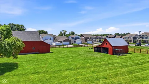 $525,000 | 2720 South 650 East, Whitestown, IN 46075