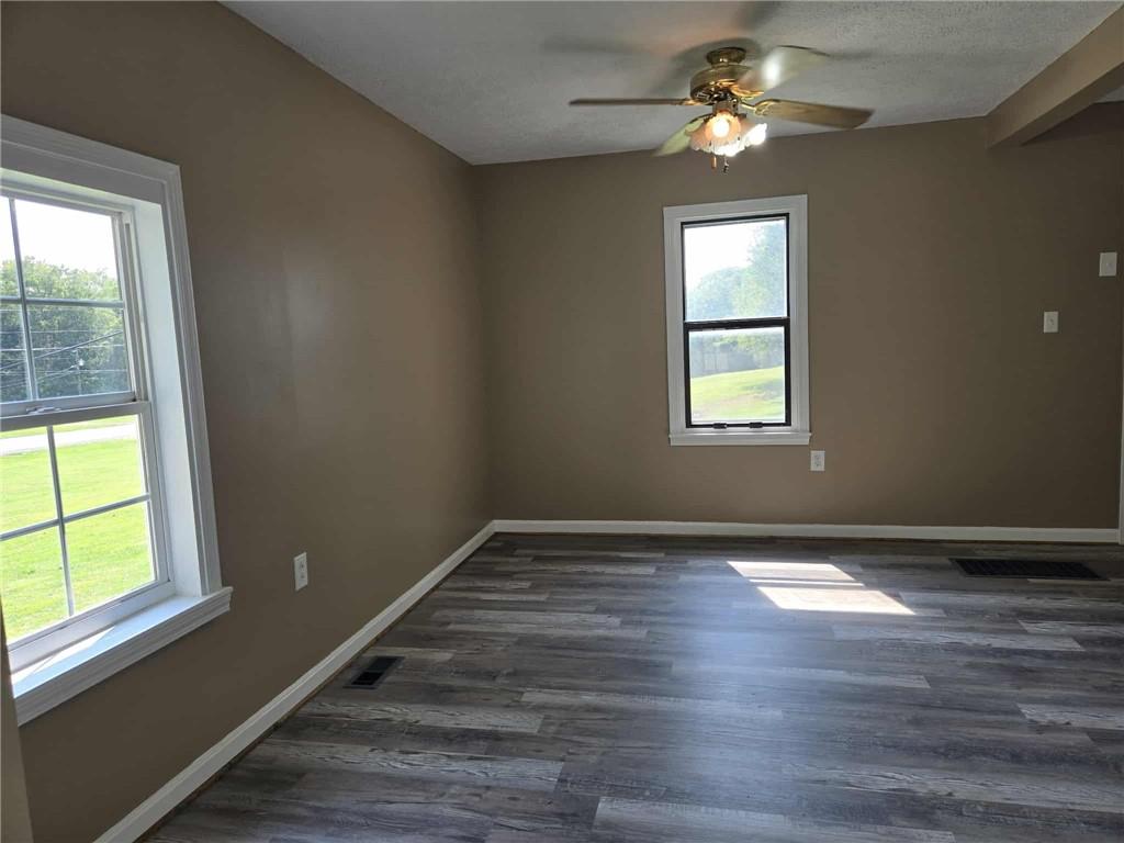 2907 Oneida Valley Road Hilliards, PA 16040 - Photo 15 of 42 Gallery Image 15