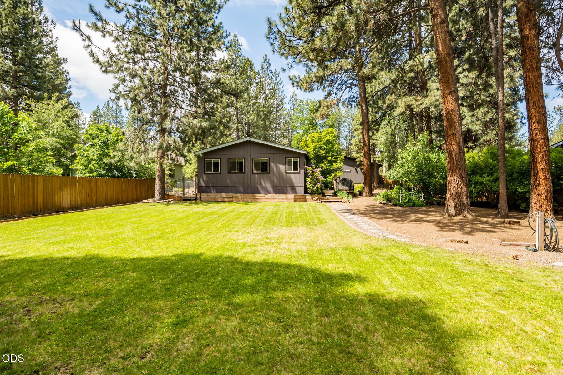 18948 Choctaw Road Bend, OR 97702 - Photo 40 of 49