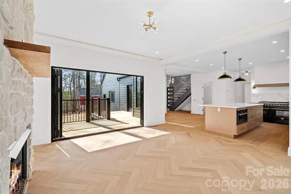 $1,095,000 | 643 Settlers Trail, Mars Hill, NC 28754