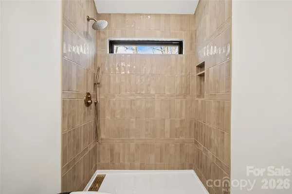 $1,095,000 | 643 Settlers Trail, Mars Hill, NC 28754