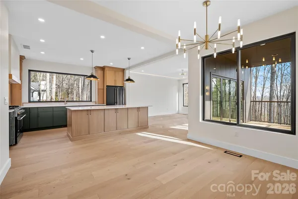 $1,095,000 | 643 Settlers Trail, Mars Hill, NC 28754