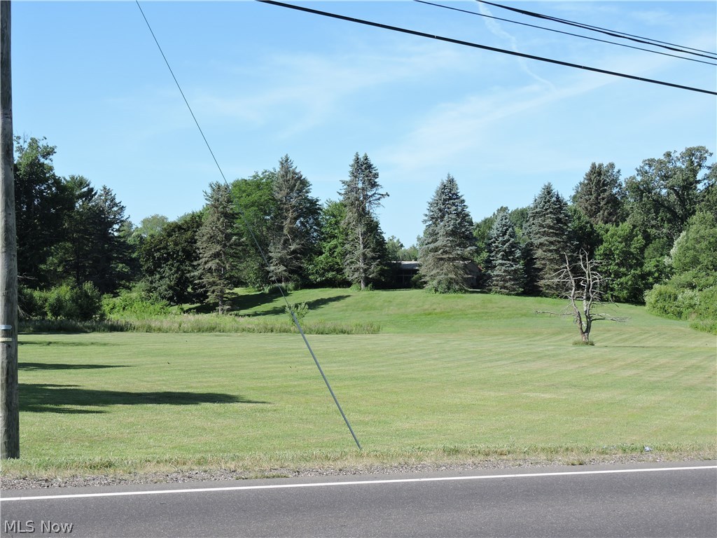 5500 Hills And Dales Road Northwest Canton, OH 44708 - Photo 3 of 35 Gallery Image 3