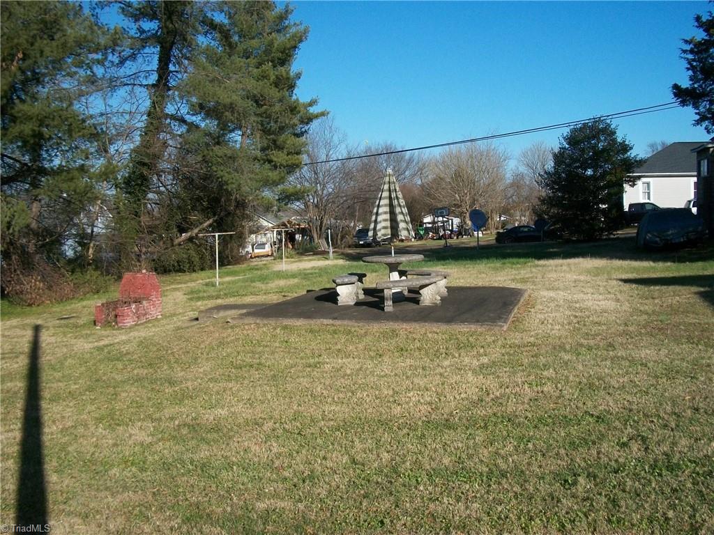 1323 Fieldcrest Road Eden, NC 27288 - Photo 11 of 13 Gallery Image 11