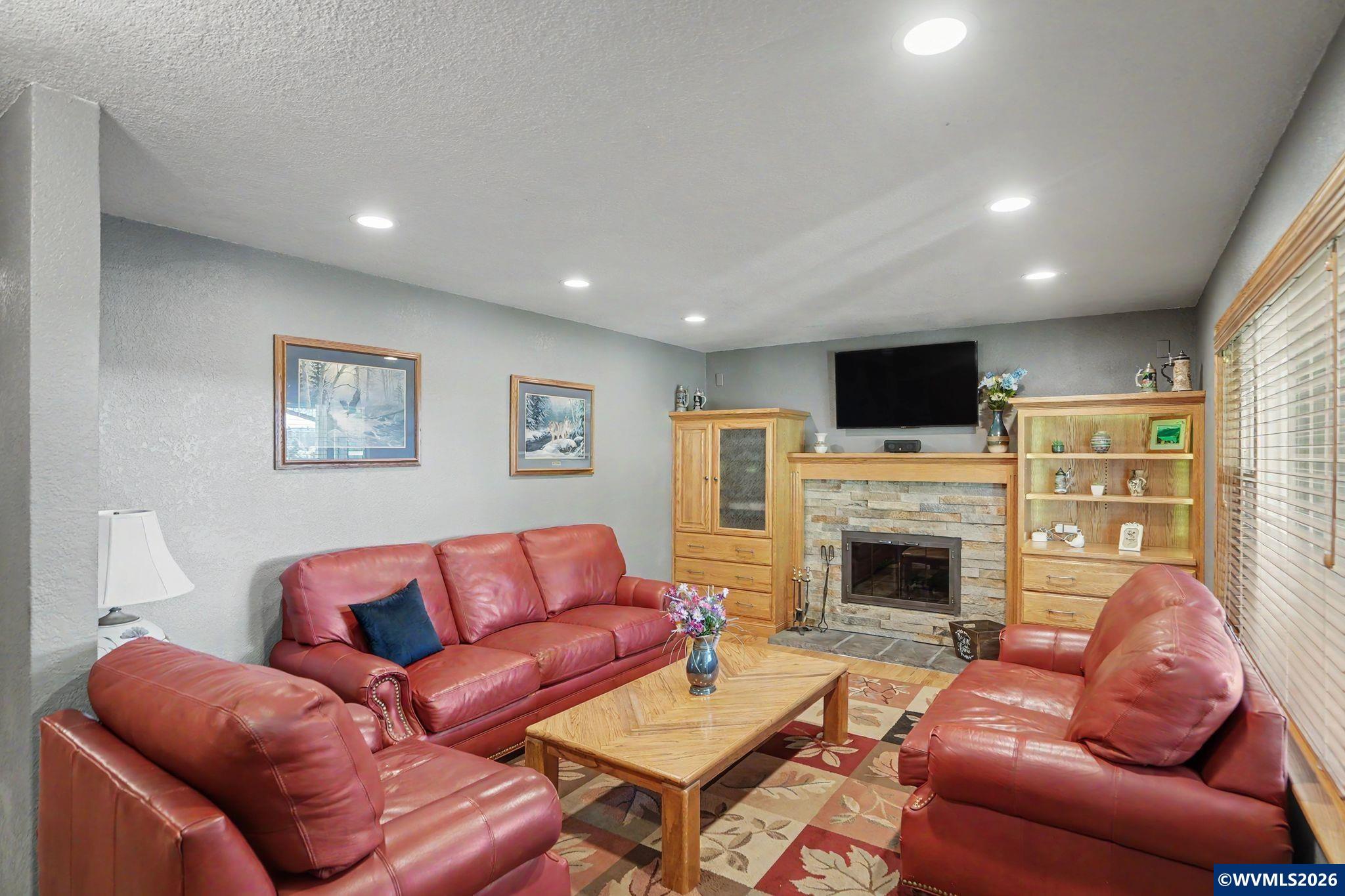 4920 Jones Road Southeast Salem, OR 97302 - Photo 6 of 43
