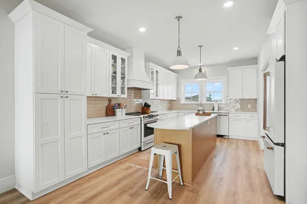 $2,400,000 | 721 South Waccamaw Drive, Murrells Inlet, SC 29576