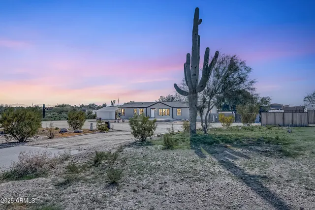 $550,000 | 1815 East La Salle Road, Phoenix, AZ 85086
