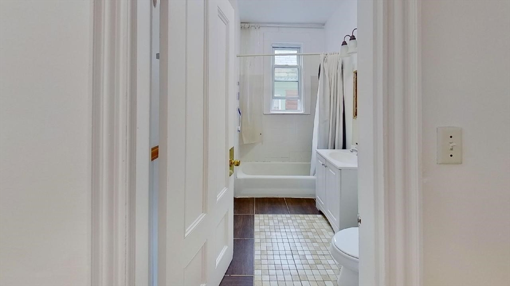 60 Calumet Street, Unit 3 Boston, MA 02120 - Photo 5 of 8