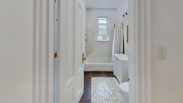 $6,500 | 60 Calumet Street, Unit 3, Boston, MA 02120