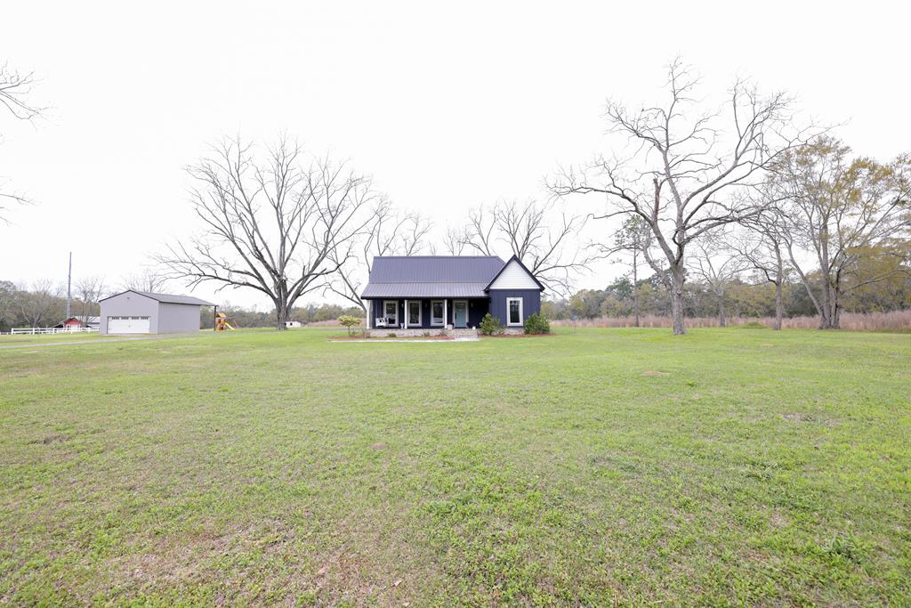 9846 County Road 49 Slocomb, AL 36375 - Photo 3 of 53