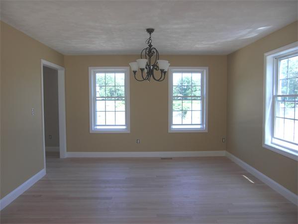 90 Mink Run Road Wilmington, MA 01887 - Photo 4 of 12 Gallery Image 4