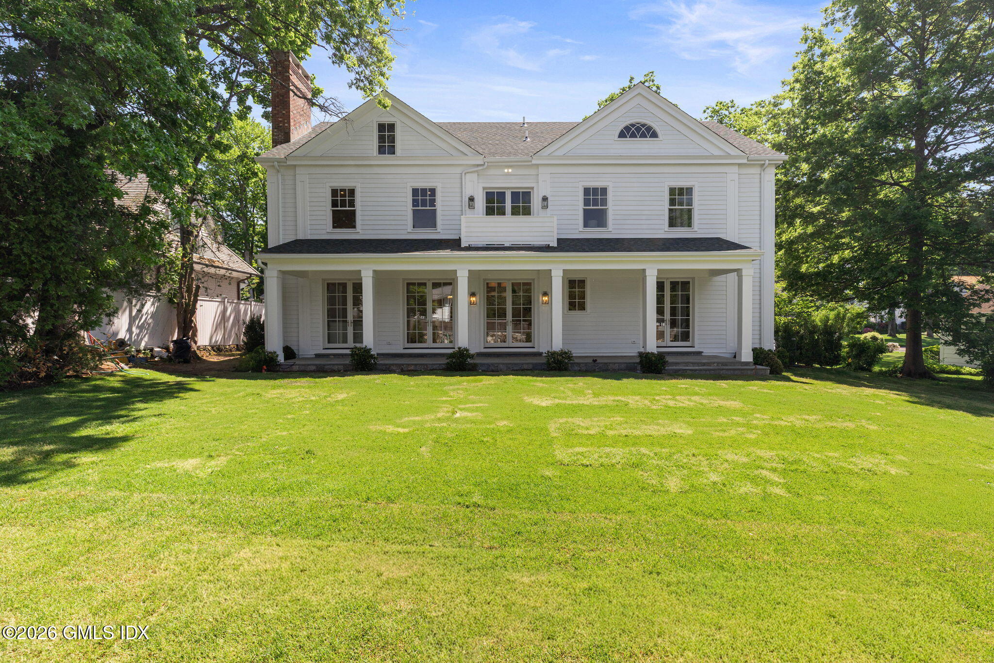 11 Hearthstone Drive Riverside, CT 06878 - Photo 2 of 37 Lovely Level Yard