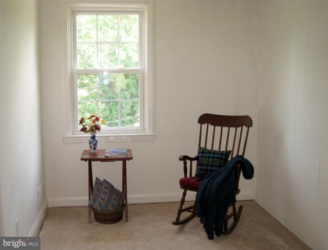 328 Stanmore Road Baltimore, MD 21212 - Photo 4 of 20 BR #3 w/brand new carpeting & replacement windows