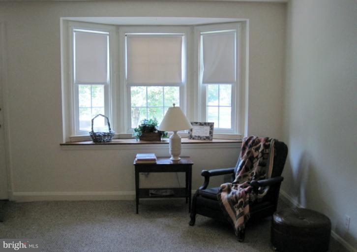 328 Stanmore Road Baltimore, MD 21212 - Photo 8 of 20 Lovely bow window in living room