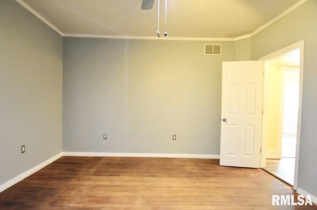 2428 East Keys Avenue Springfield, IL 62702 - Photo 11 of 17