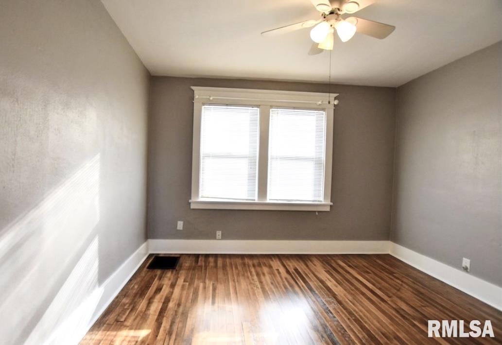 2428 East Keys Avenue Springfield, IL 62702 - Photo 12 of 17