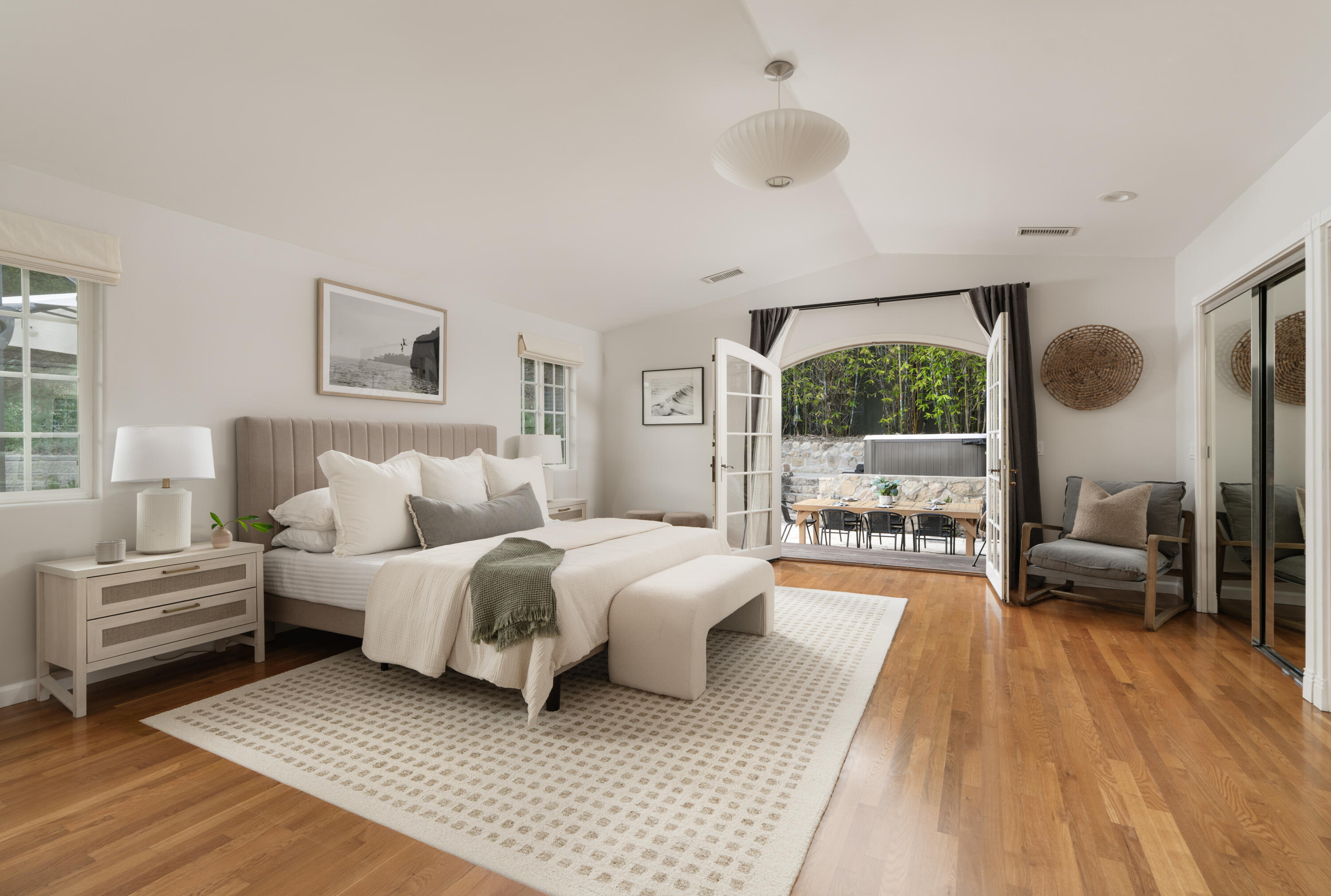 1336 Manitou Road Santa Barbara, CA 93101 - Photo 11 of 36 Primary Bedroom