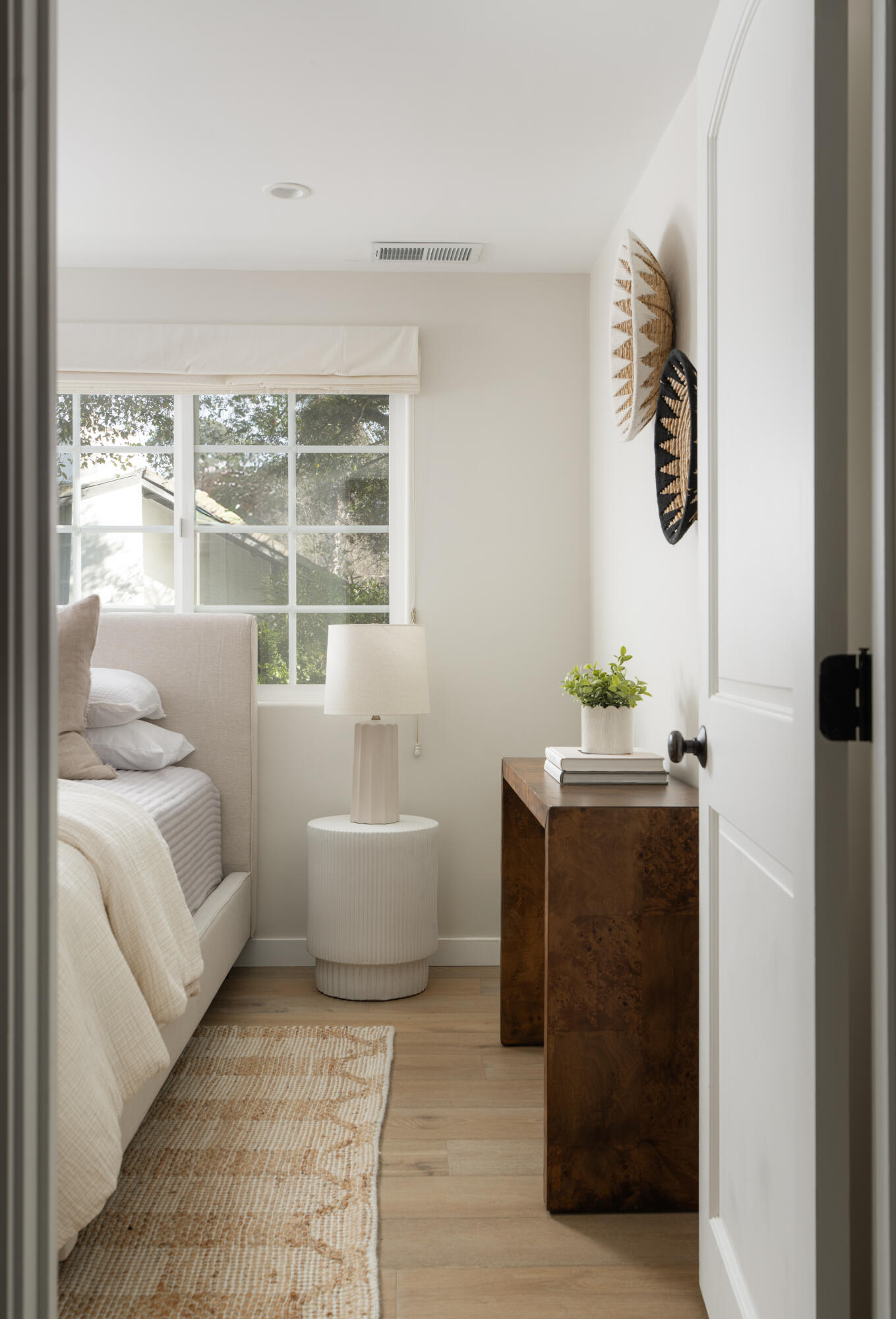 1336 Manitou Road Santa Barbara, CA 93101 - Photo 18 of 36 Bedroom 2