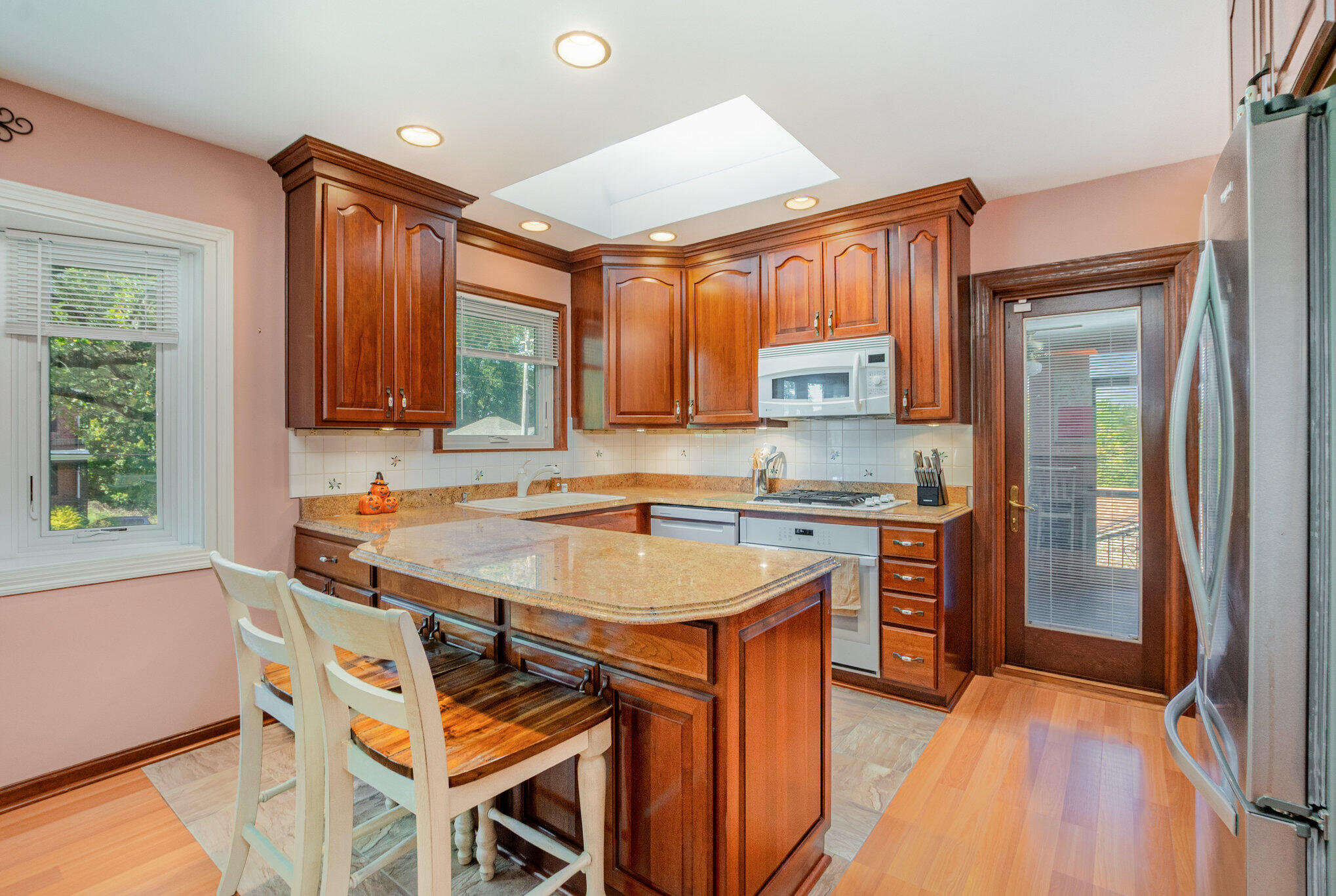 1660 Amsterdam Road Fort Wright, KY 41011 - Photo 2 of 42 Gallery Image 2