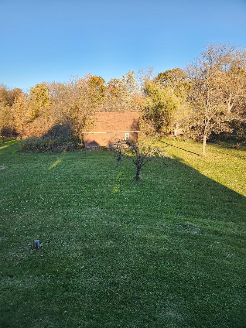 2639 Nadeau Road Monroe, MI 48162 - Photo 3 of 54 02