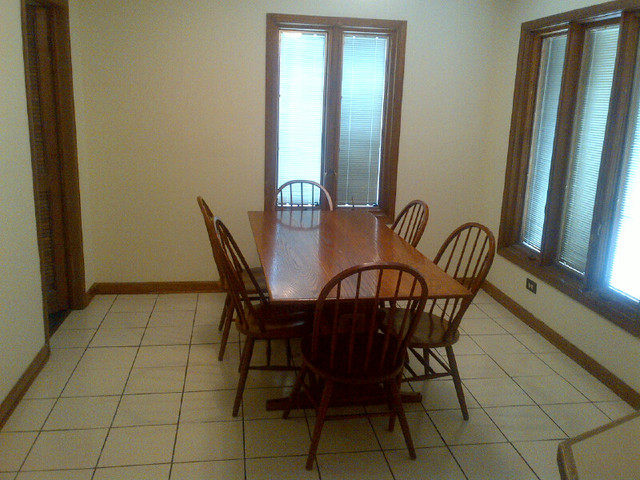 1730 Good Avenue Park Ridge, IL 60068 - Photo 9 of 24 a view of a dining room with furniture