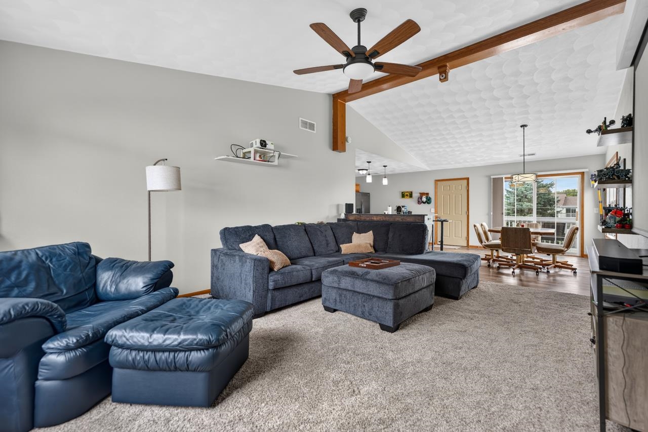 10149 Monarch Road, Unit 119A Roscoe, IL 61073 - Photo 8 of 21 Gallery Image 8