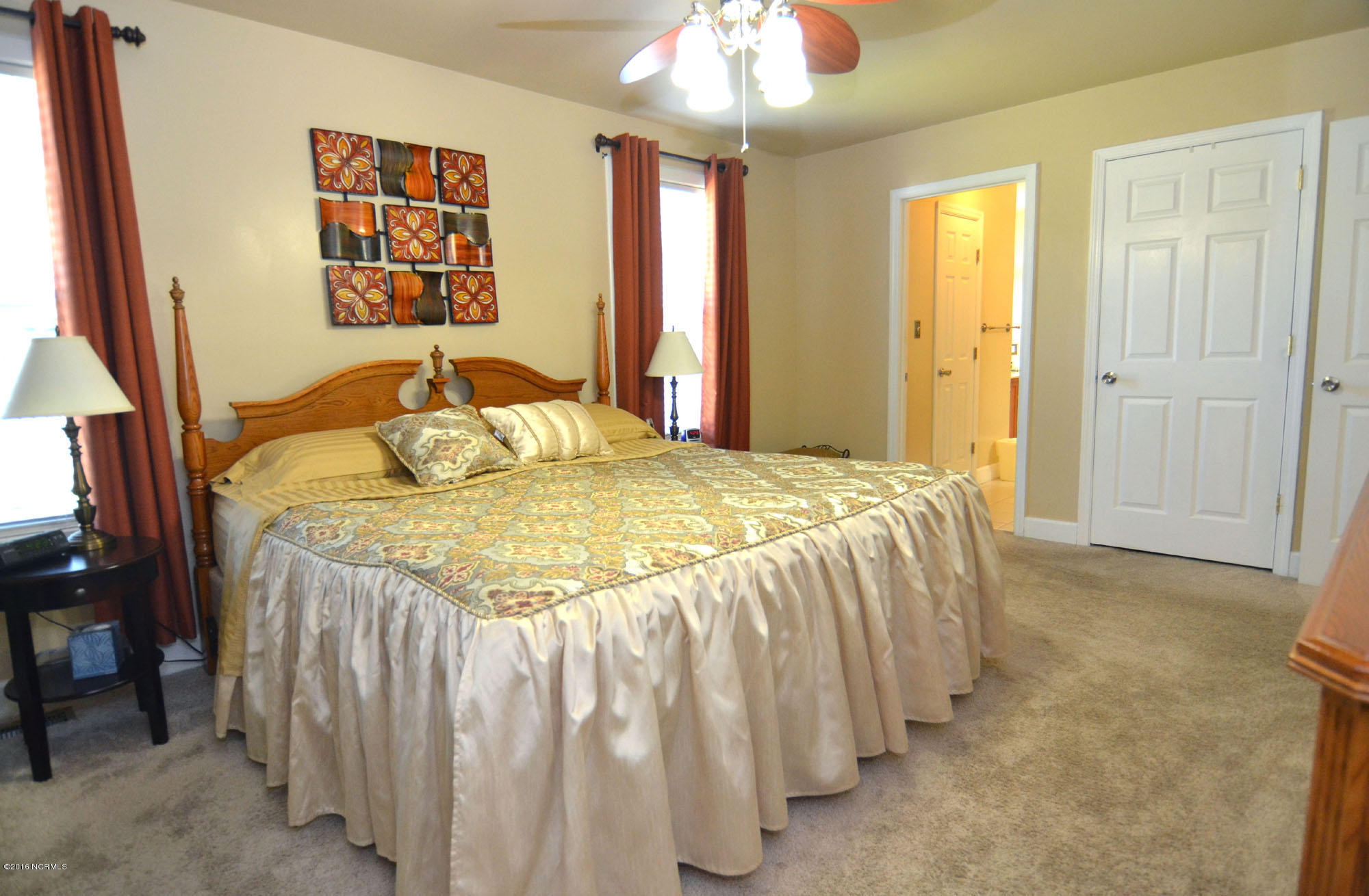 448 Winding Creek Road Rocky Point, NC 28457 - Photo 18 of 30 master-bathroom