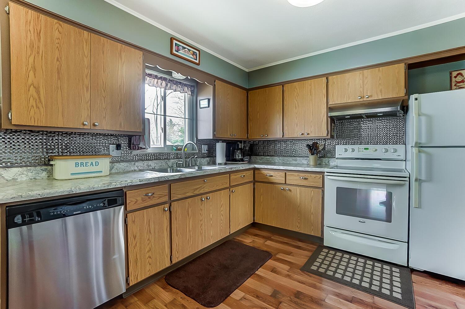 1635 Sale Road Columbus, OH 43224 - Photo 9 of 55 1635 Sale Rd