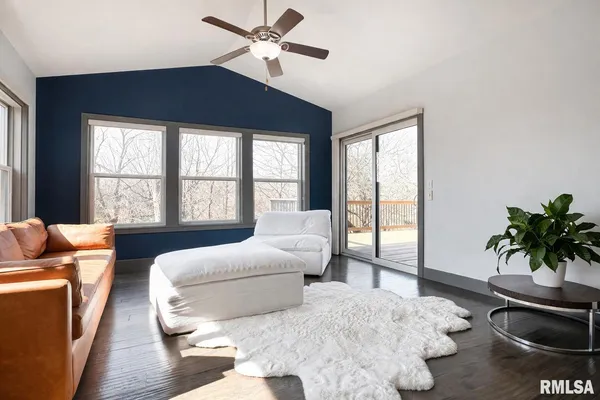 $649,900 | 11117 North Country Ridge Lane, Dunlap, IL 61525