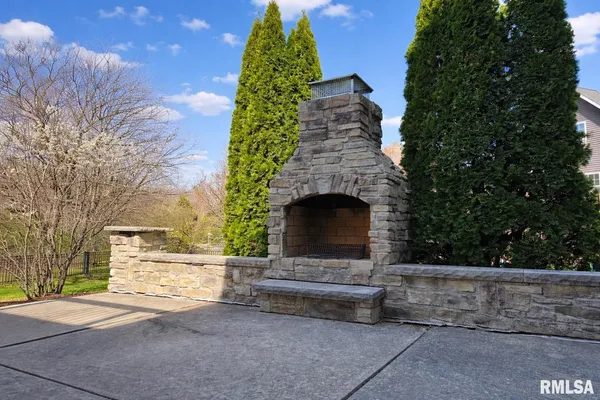 $649,900 | 11117 North Country Ridge Lane, Dunlap, IL 61525