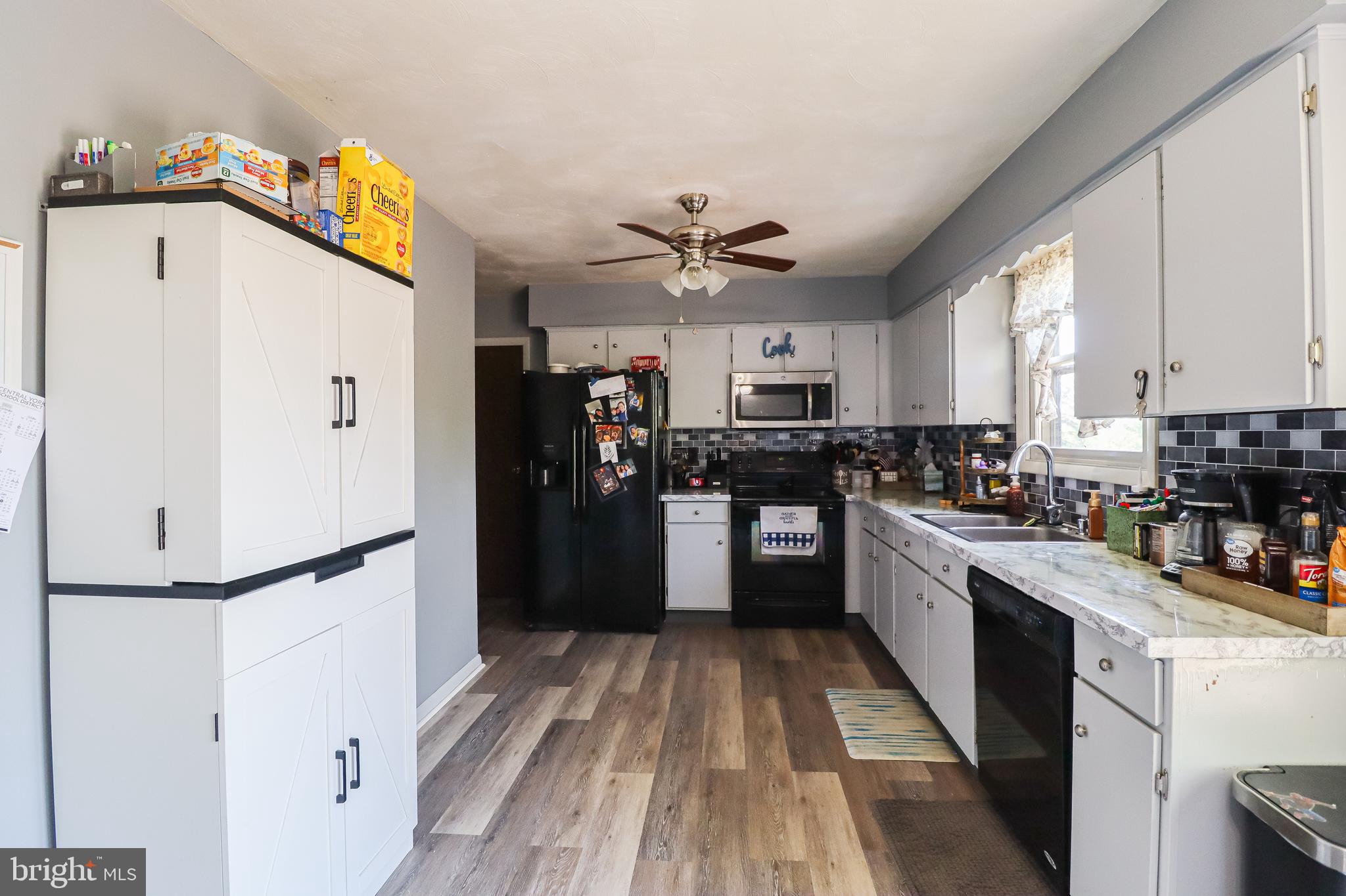 605 Norman Road York, PA 17406 - Photo 11 of 42