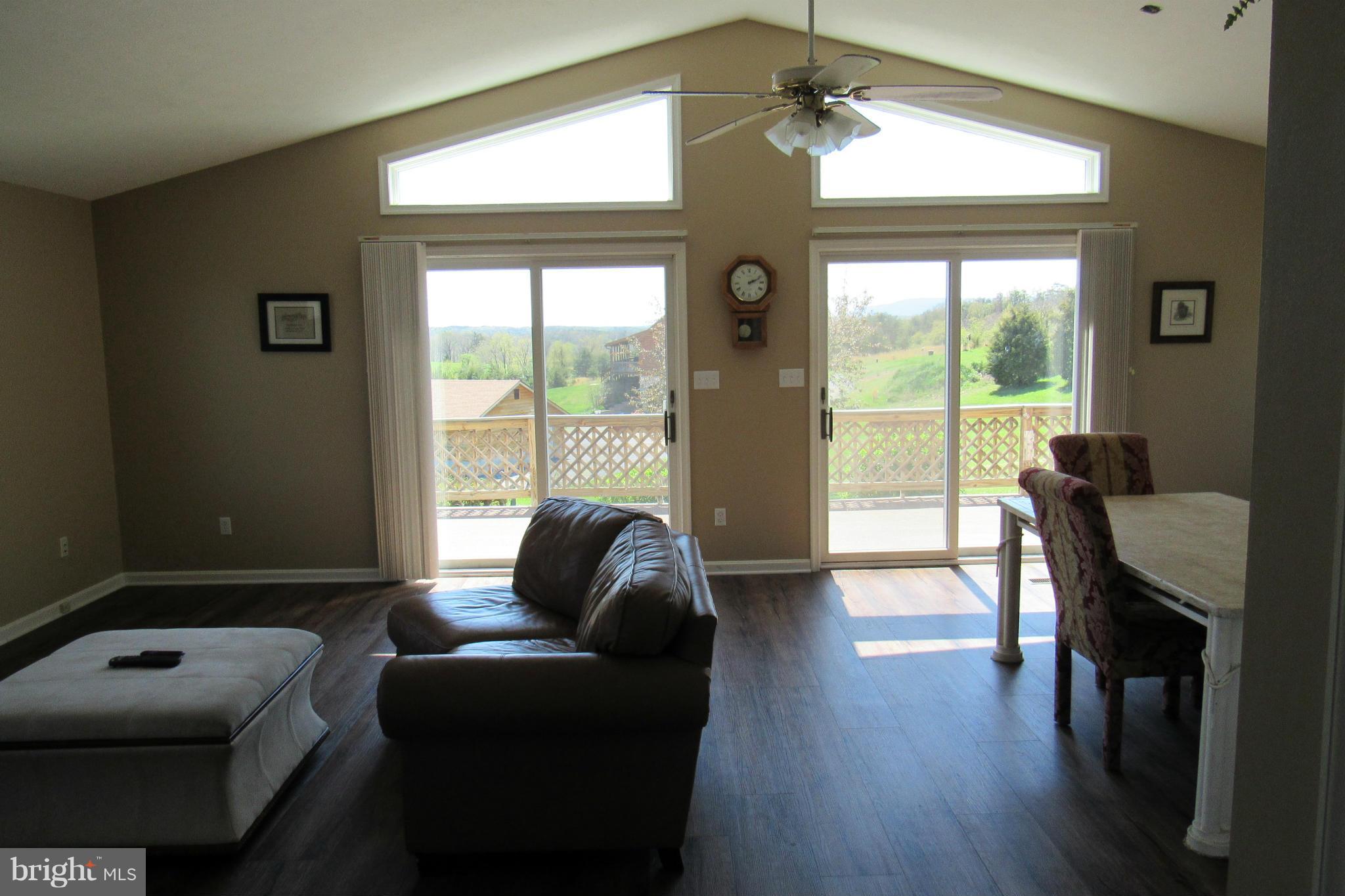 3 Johnsons Mill Road Berkeley Springs, WV 25411 - Photo 9 of 21 Living Room