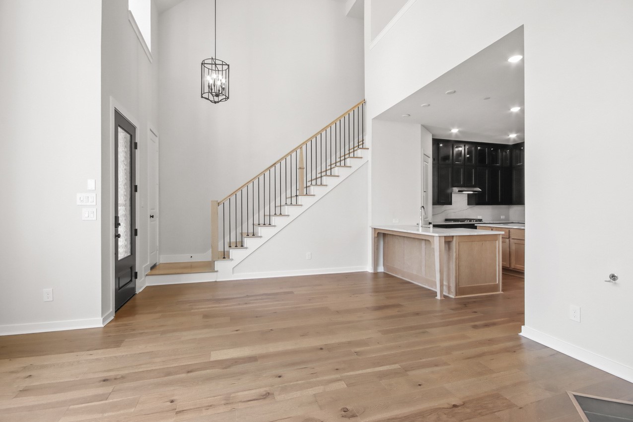 321 Fields Lane Montgomery, TX 77316 - Photo 17 of 20 Entry